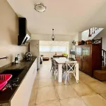 Vila Sara Y Sebas *